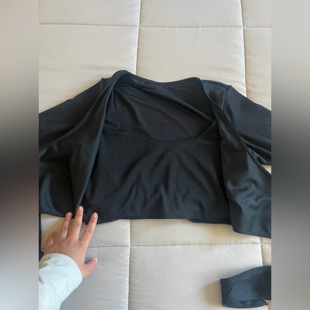Gilly Hicks Active Recharge Ribbed Wrap Top - Picture 5 of 11